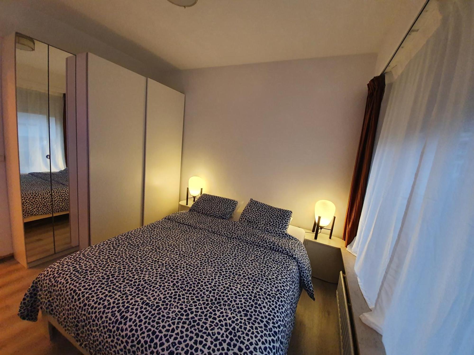 Antwerp Hideaway, Outside Of Low Emission Zone Exterior photo